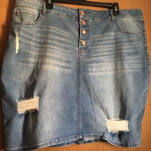 Denim skirt